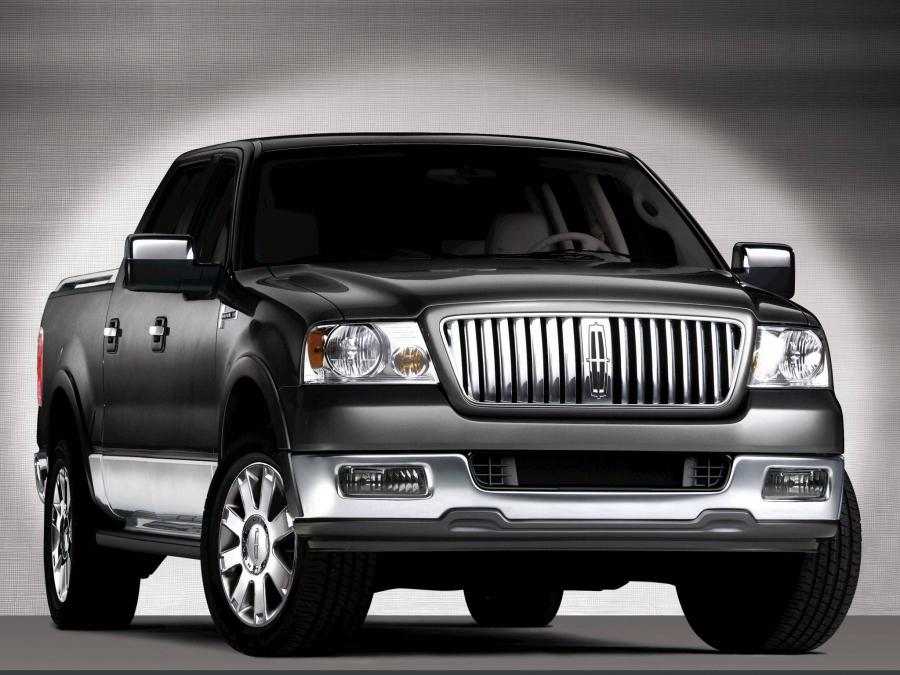  Lincoln Mark LT 2005 года  (фото 2 из 16)